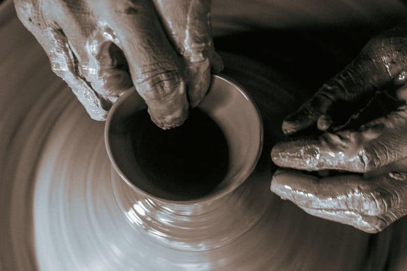 beginner throwing pottery