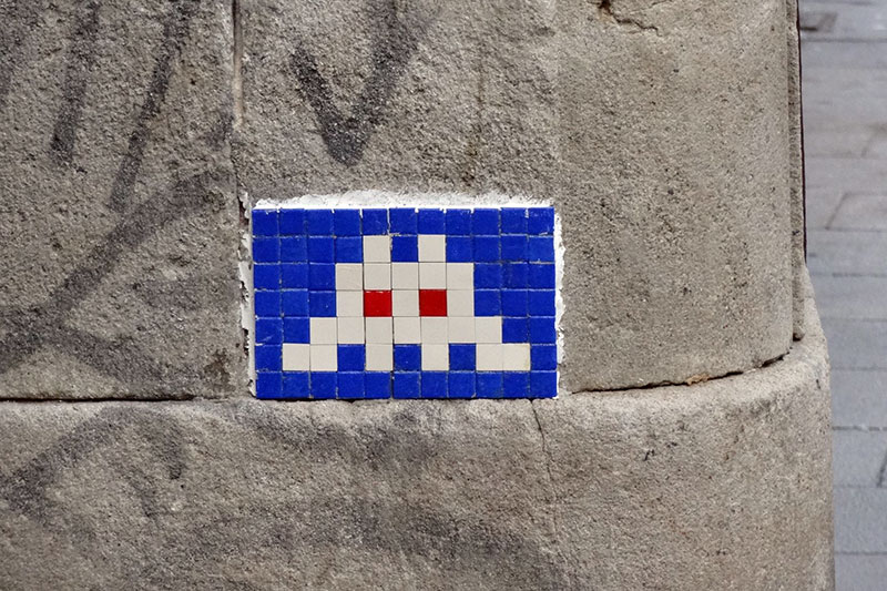 space invader mosaic tiles street art